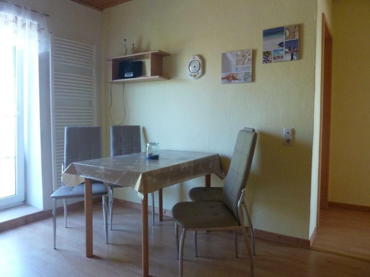 Barthel'S Hof Apartment Middelhagen Ngoại thất bức ảnh